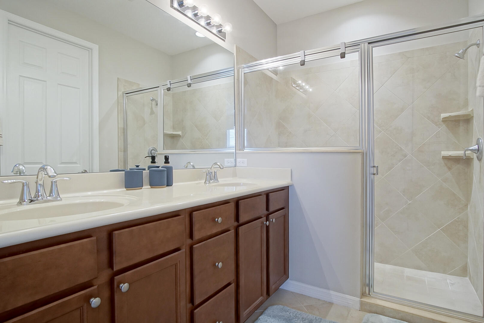 638 Sw Glen Crest Way Property Photo 18