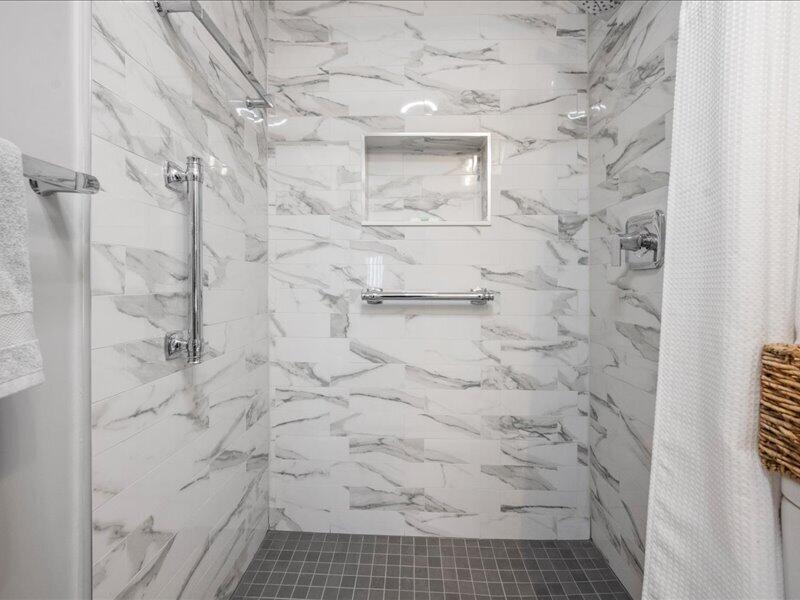 600 Snug Harbor Drive A16 Property Photo 19
