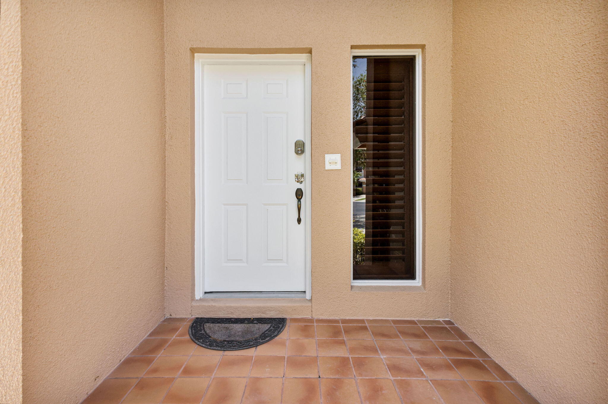222 Legendary Circle Property Photo 7