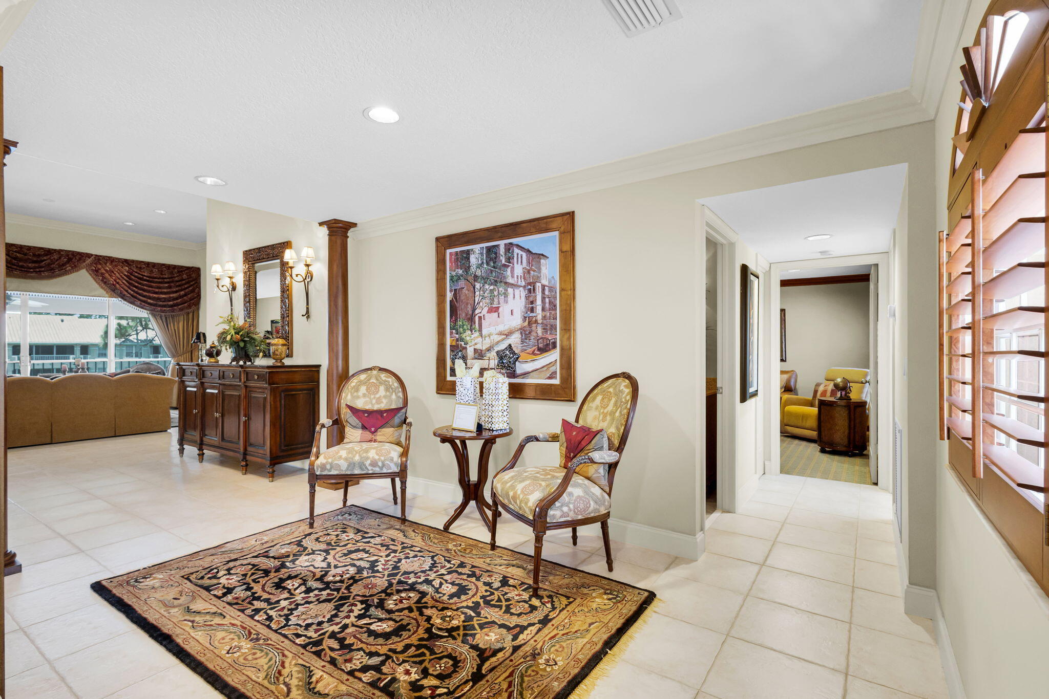 222 Legendary Circle Property Photo 12