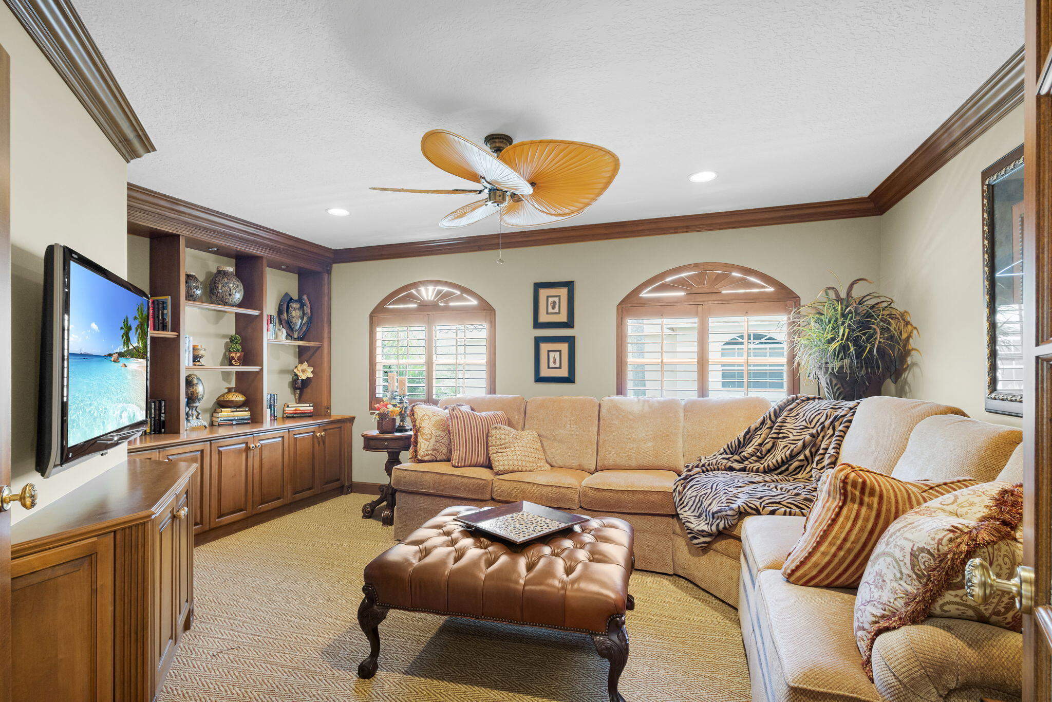 222 Legendary Circle Property Photo 15