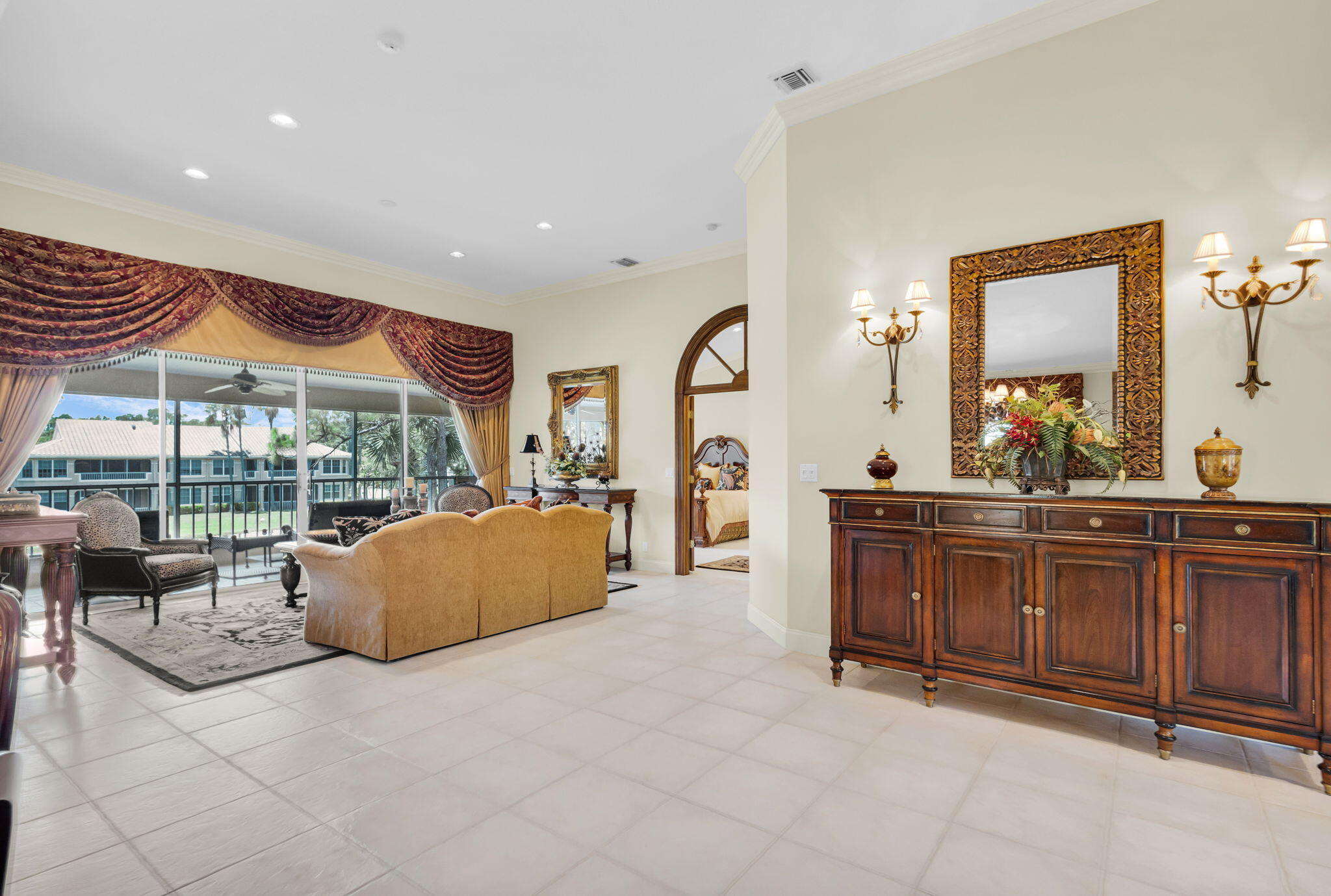 222 Legendary Circle Property Photo 22