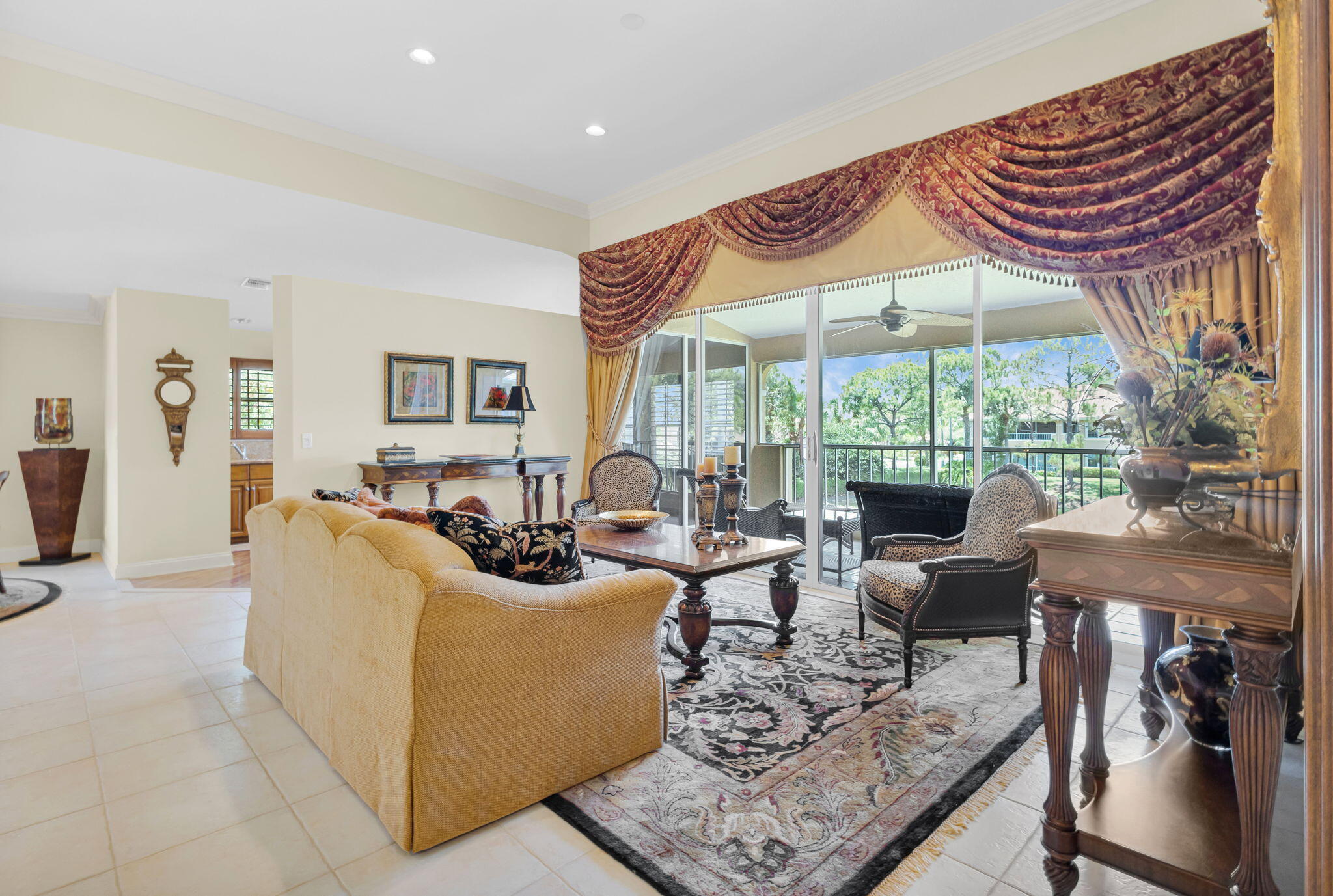 222 Legendary Circle Property Photo 28