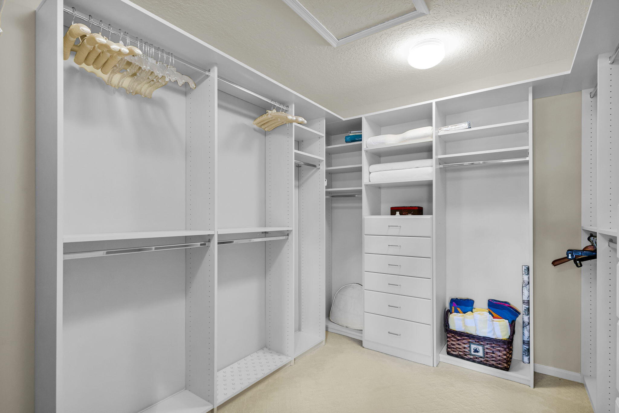 222 Legendary Circle Property Photo 42