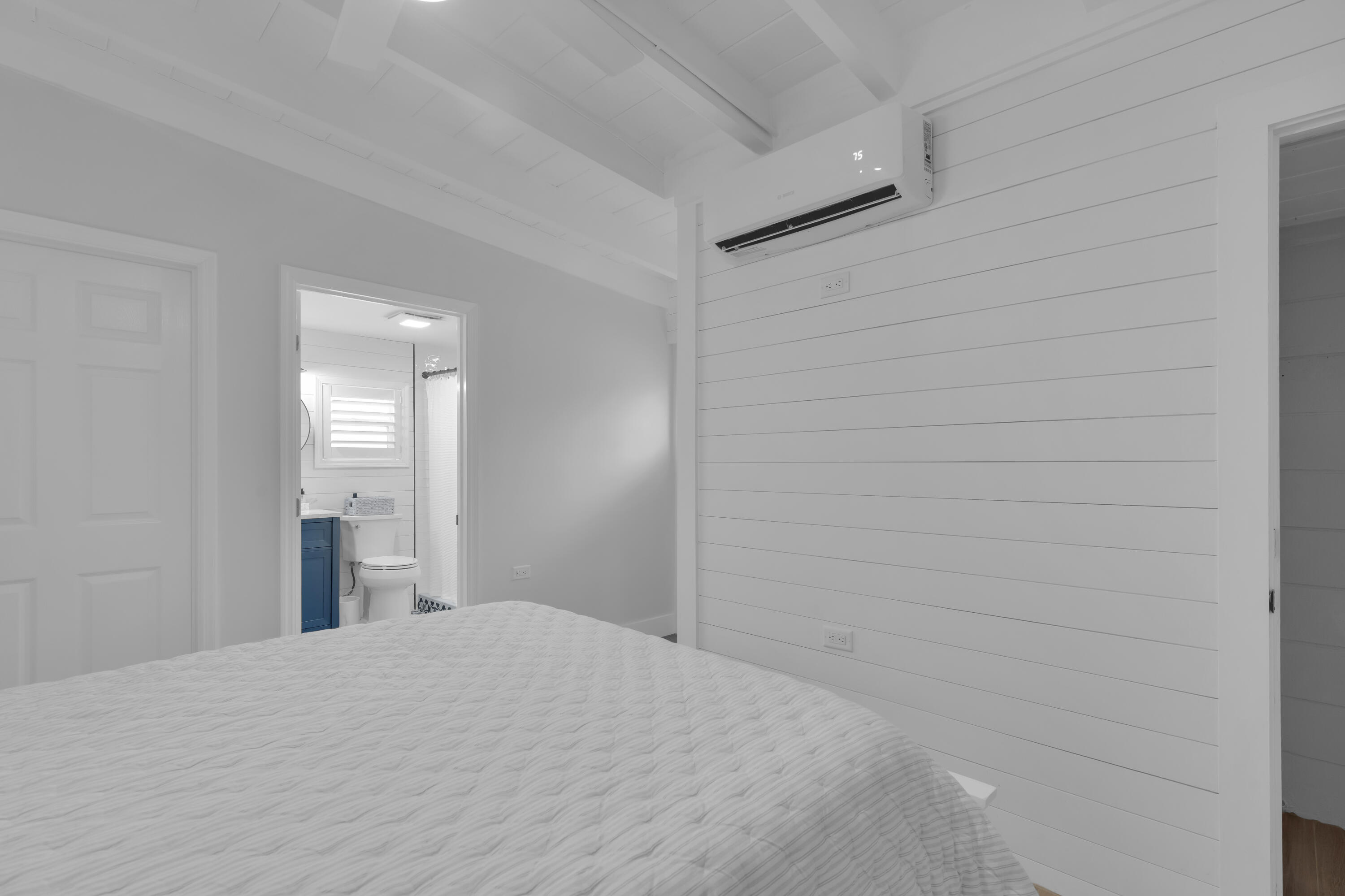 34 7th Street Property Photo 23