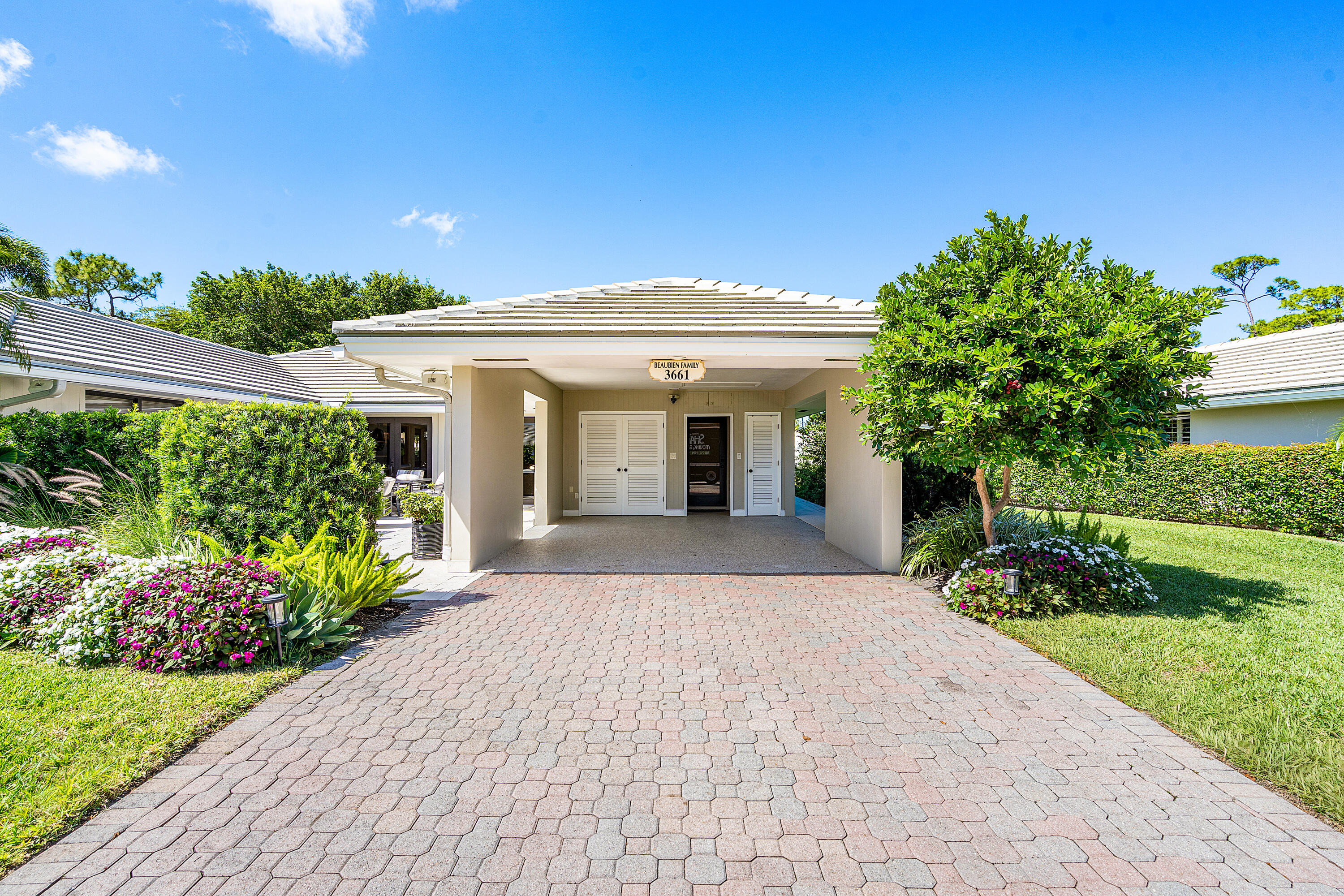 3661 Royal Tern Circle Property Photo 12