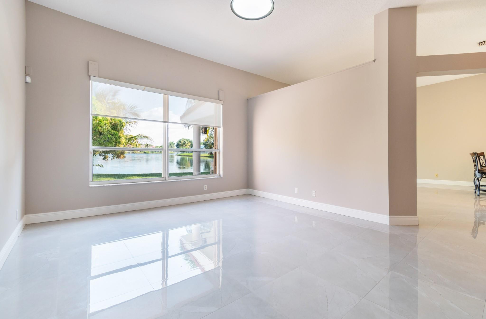 12843 Nw 18th Court Property Photo 25
