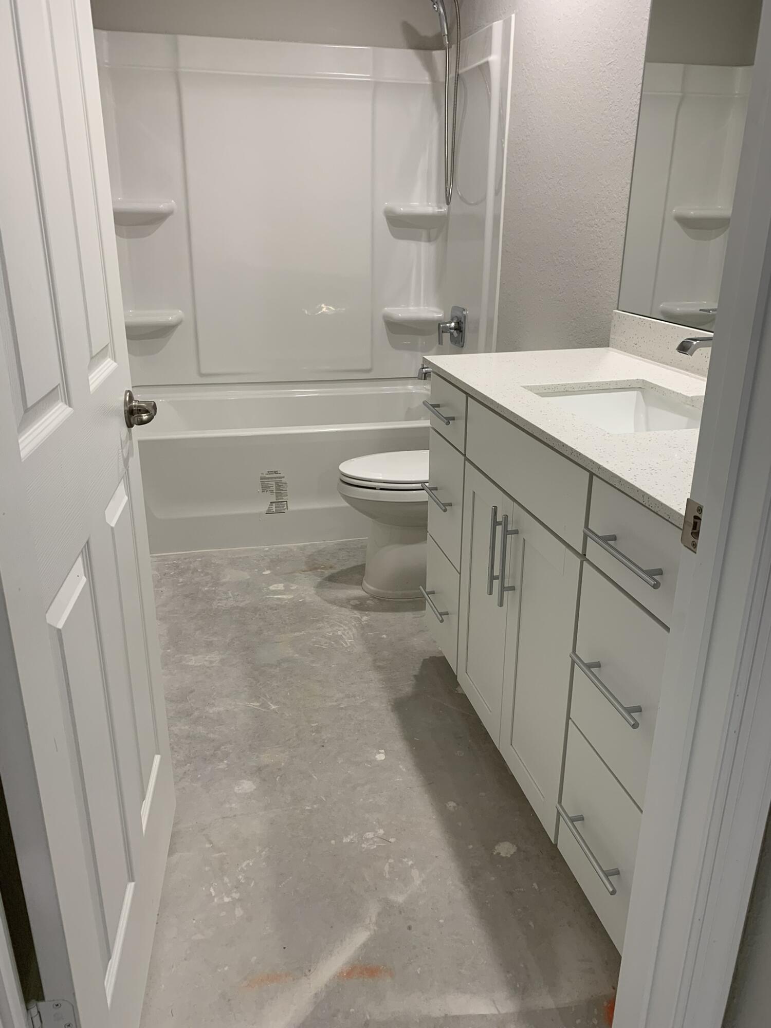 43 La Villa Way Property Photo 5