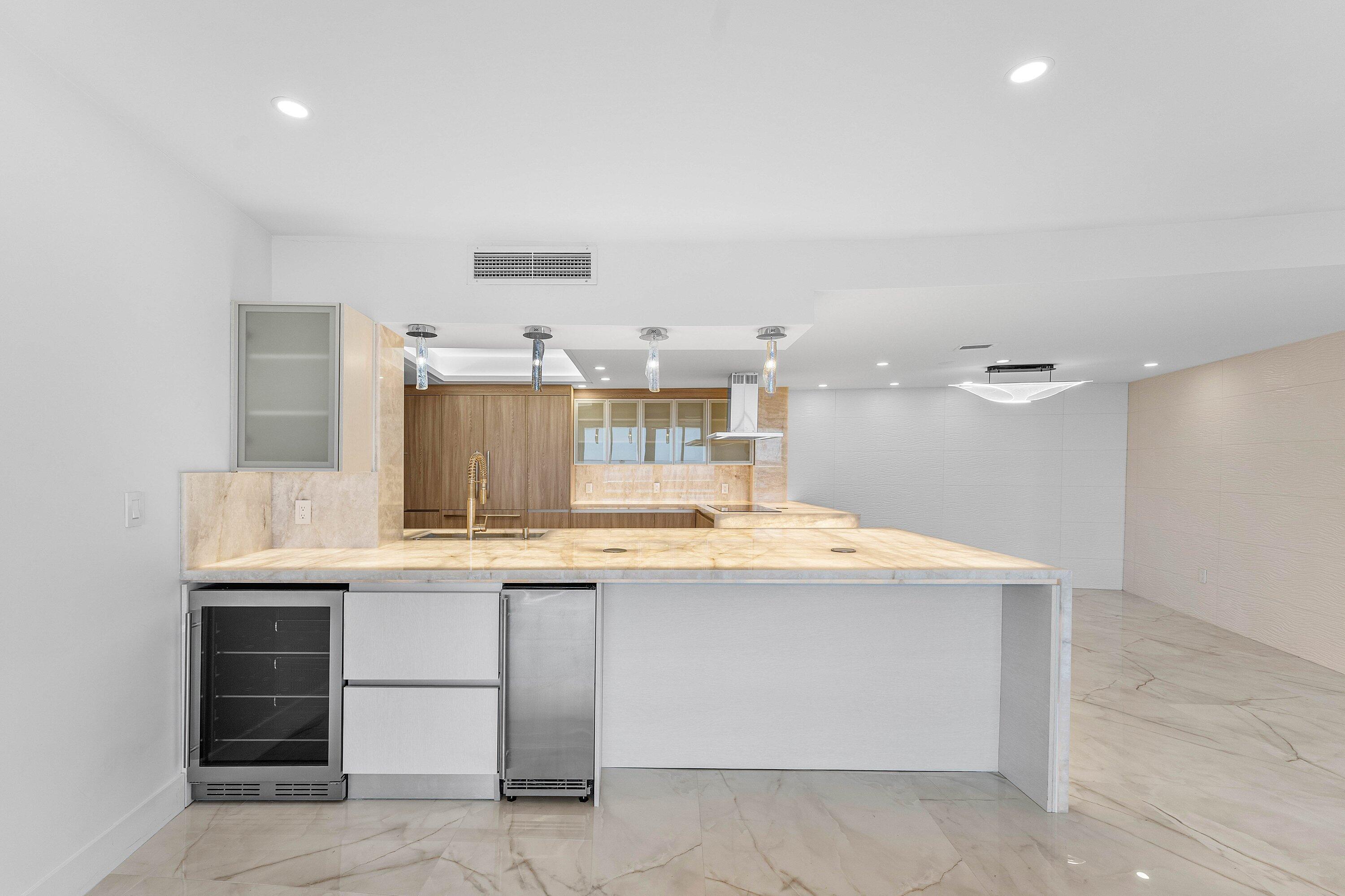 700 S Ocean Boulevard 504 Property Photo 15