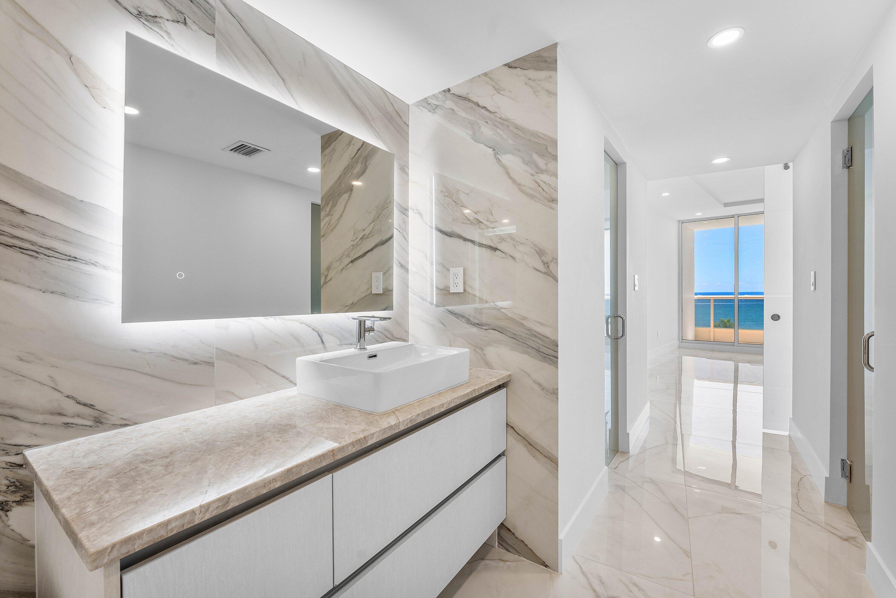 700 S Ocean Boulevard 504 Property Photo 37