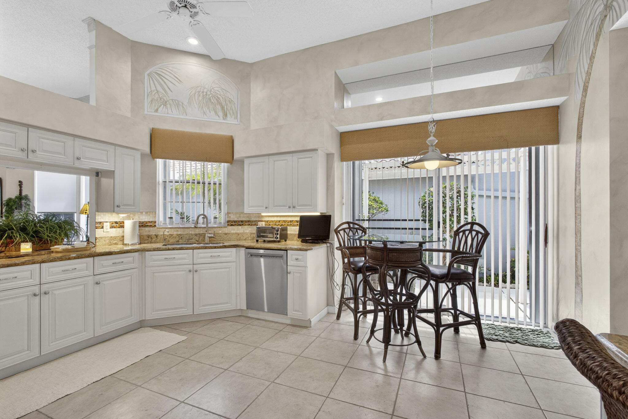 216 Eagleton Lake Boulevard Property Photo 4