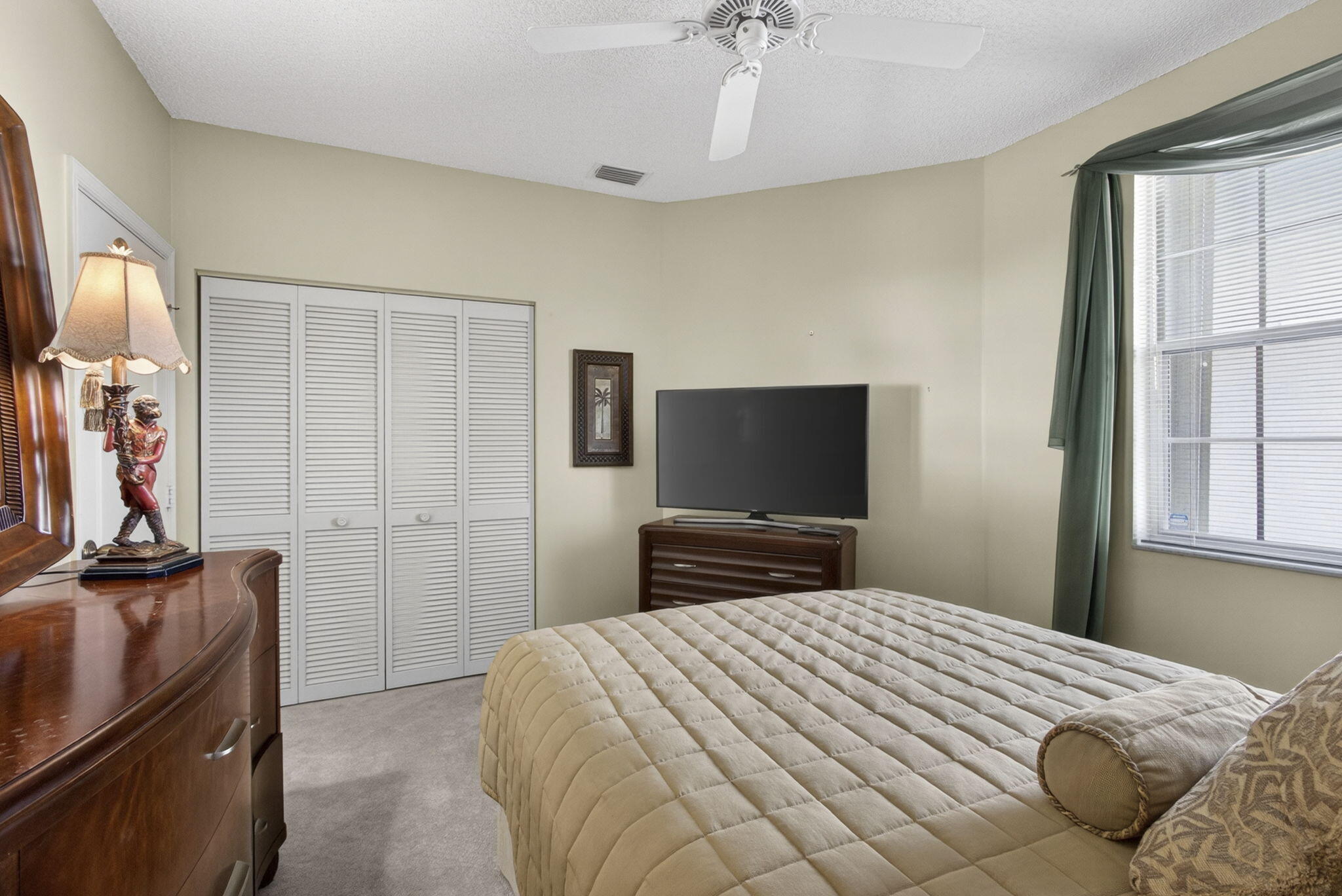 216 Eagleton Lake Boulevard Property Photo 9