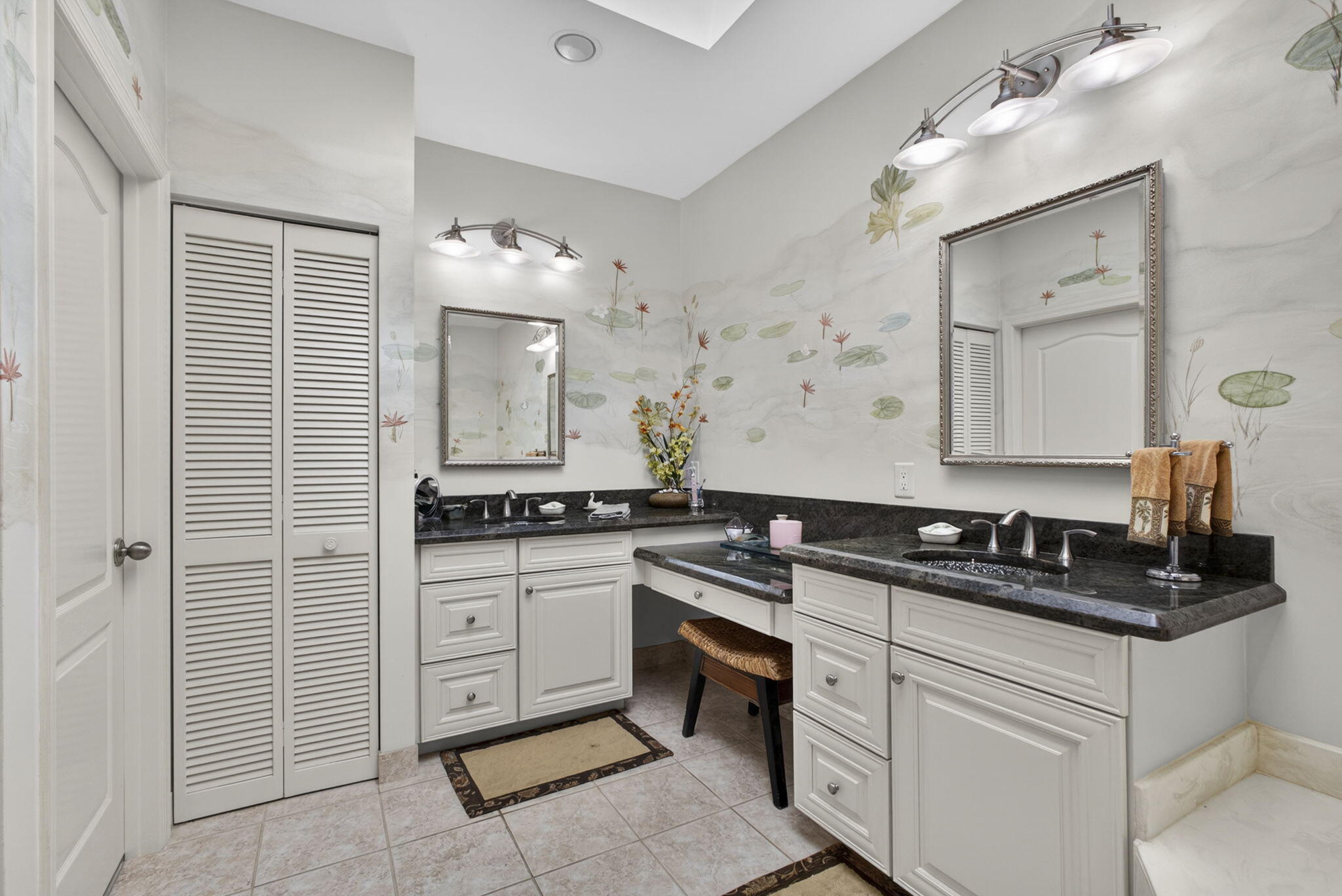 216 Eagleton Lake Boulevard Property Photo 16