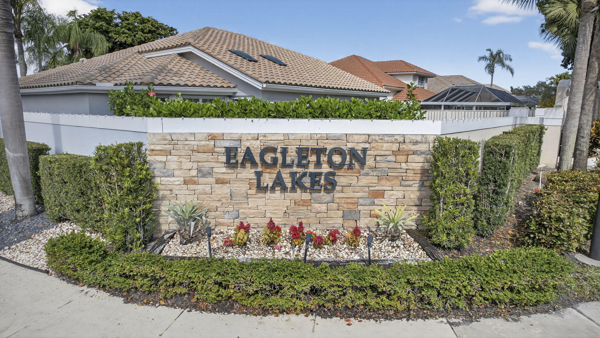 216 Eagleton Lake Boulevard Property Photo 27