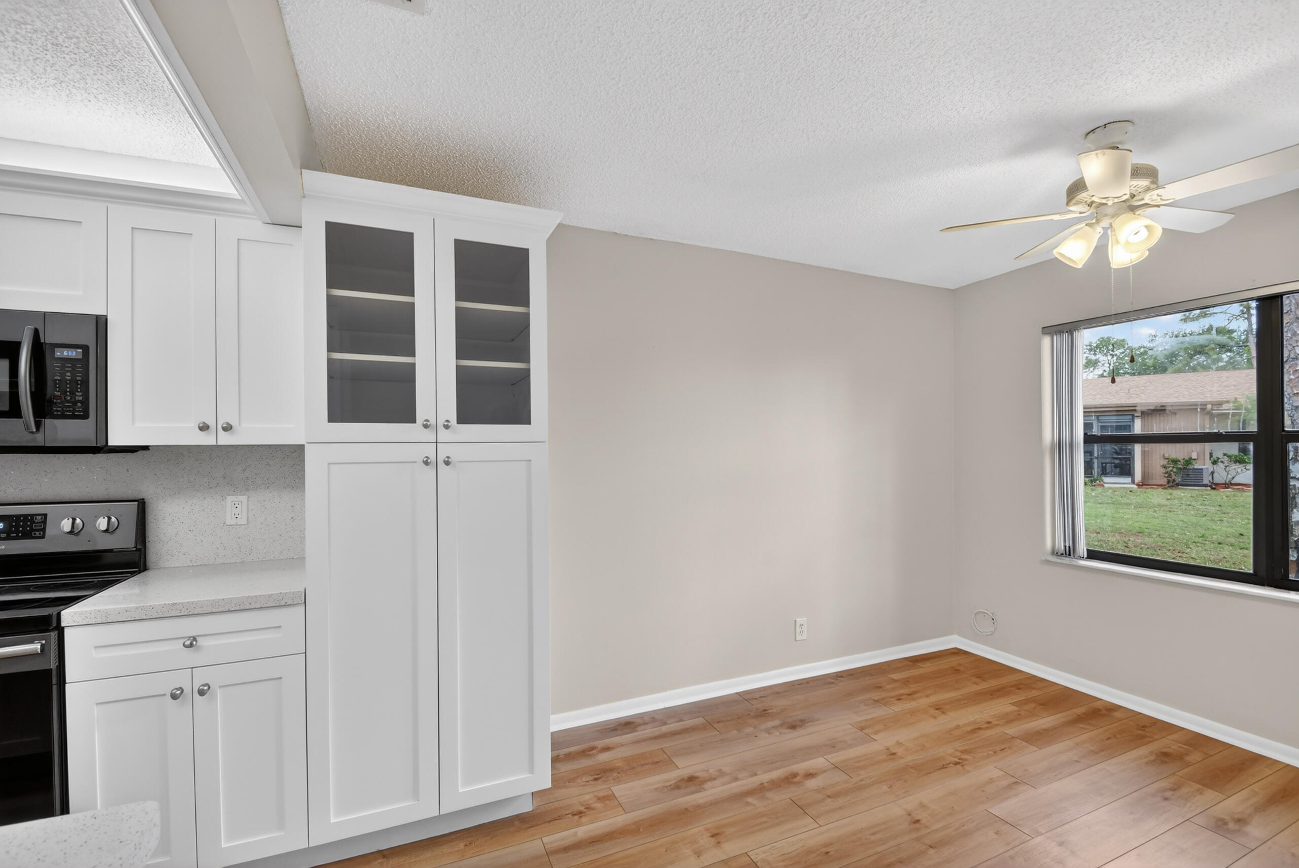 6105 Fairfield Circle Property Photo 13