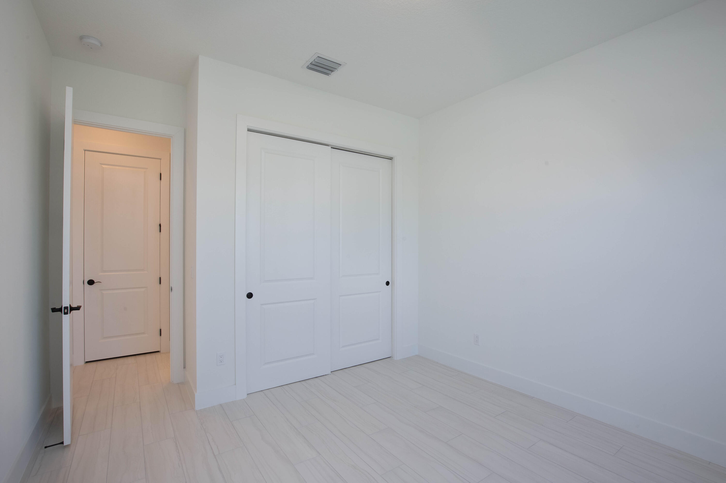 5576 Captiva Lane Property Photo 18