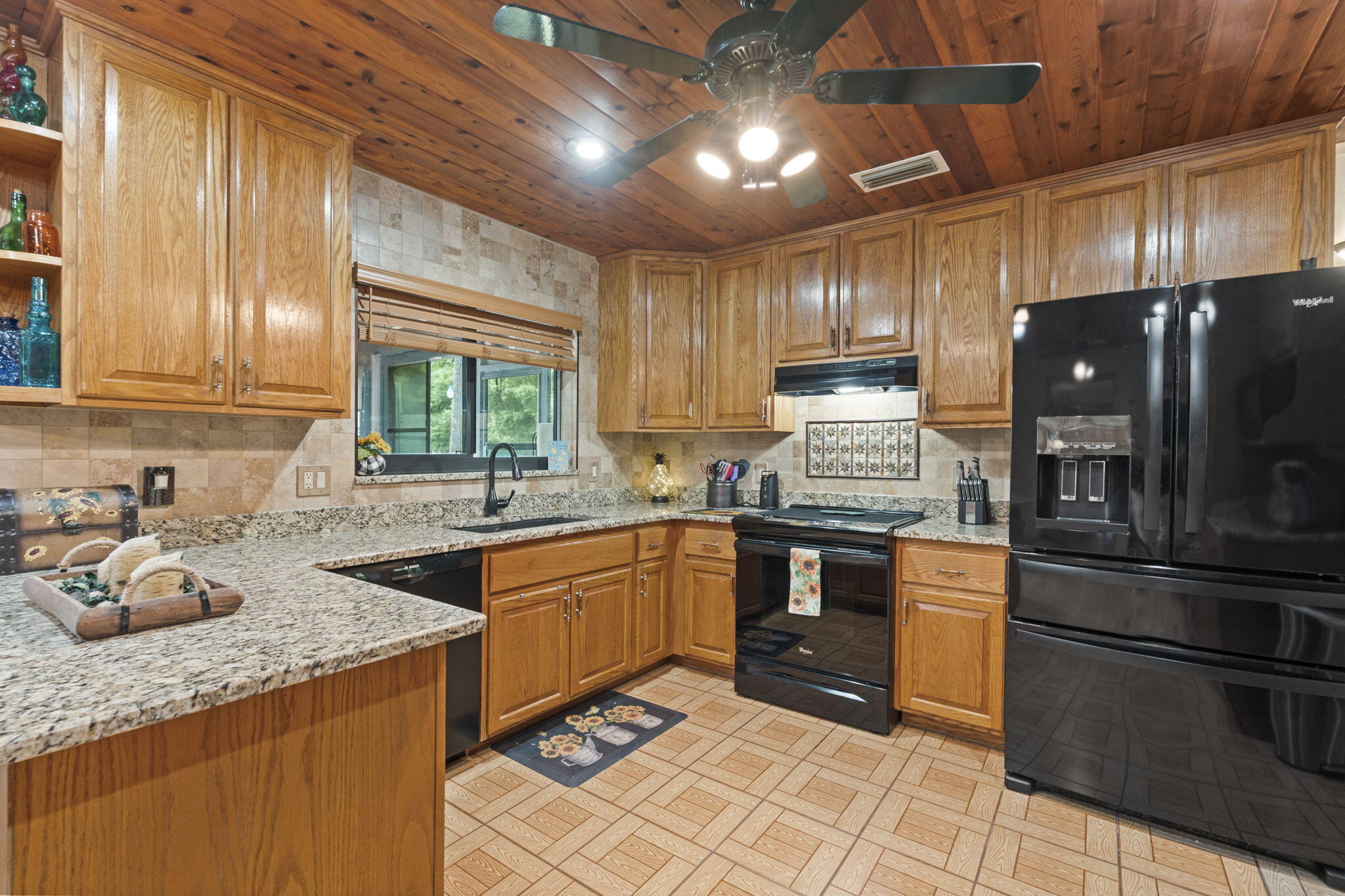2725 Twin Oaks Trail Property Photo 13