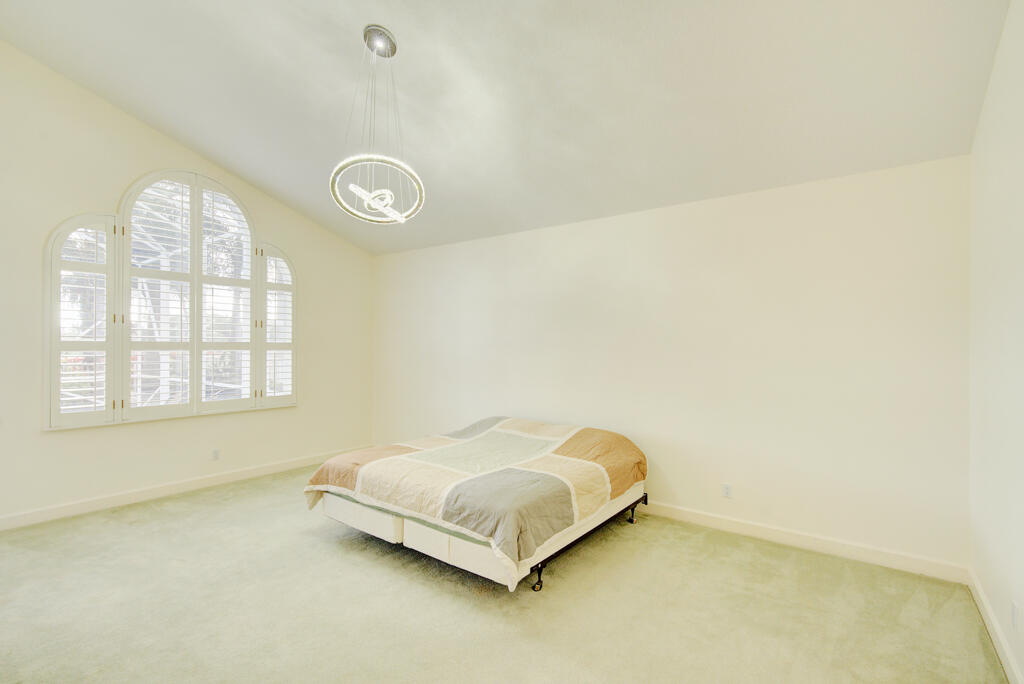6646 Oakmont Way Property Photo 6