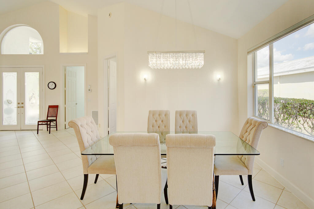 6646 Oakmont Way Property Photo 12