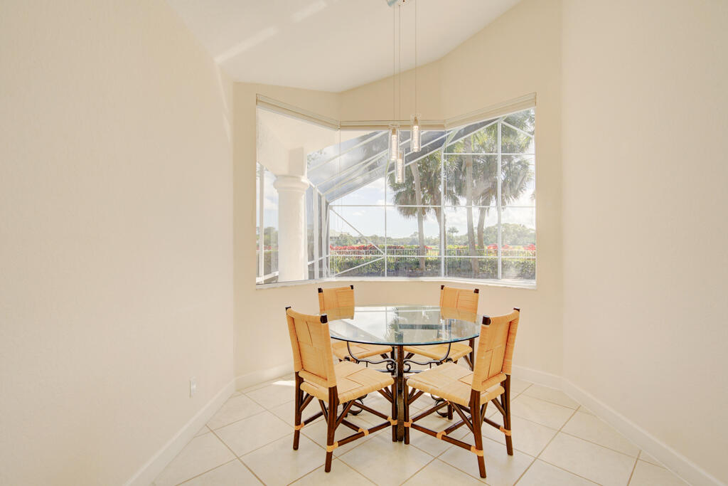 6646 Oakmont Way Property Photo 14