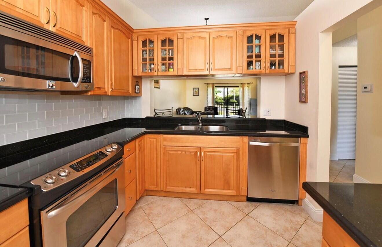 22088 Palms Way 204 Property Photo 4