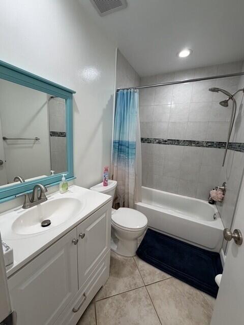 22088 Palms Way 204 Property Photo 20