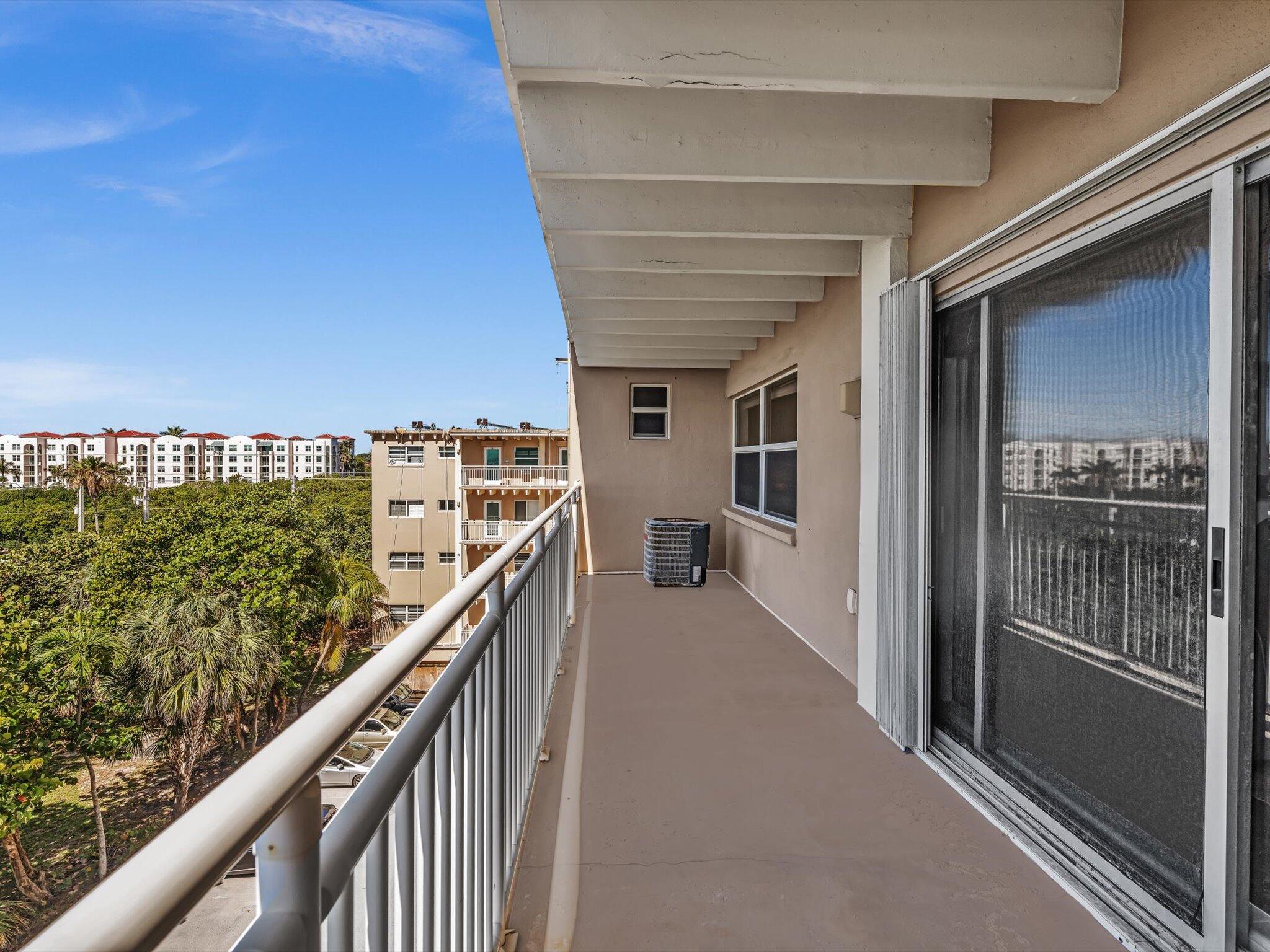 4500 S Ocean Boulevard 505 Property Photo 4