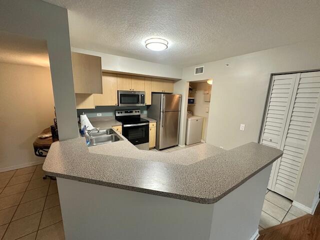402 Villa Circle 402 Property Photo 18