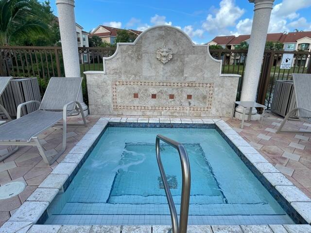 402 Villa Circle 402 Property Photo 24