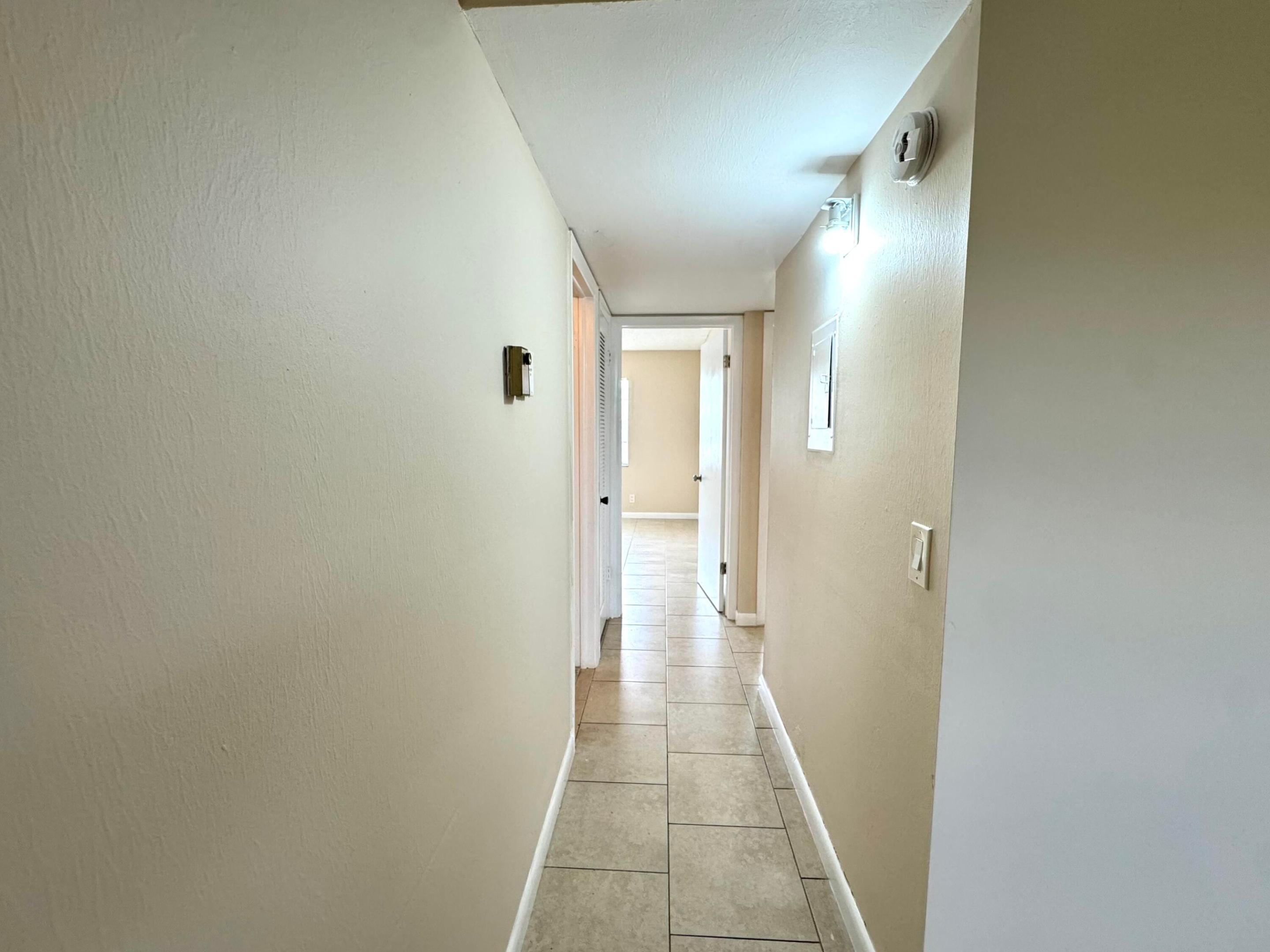 900 Normandy Lane S Property Photo 13