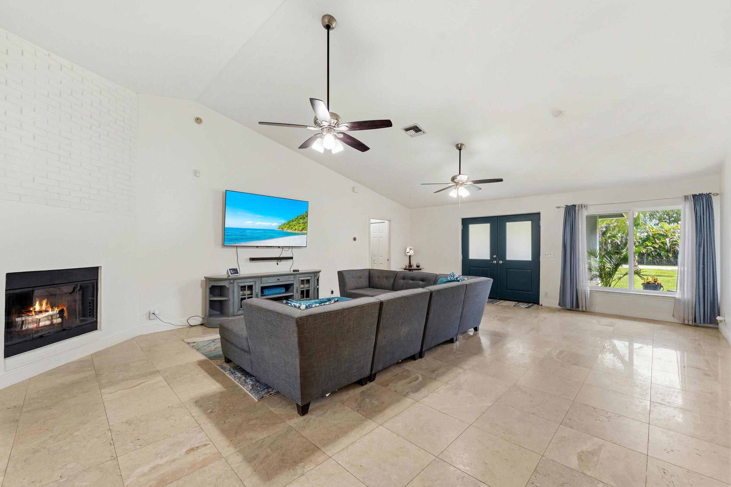 17610 76th Street N Property Photo 6