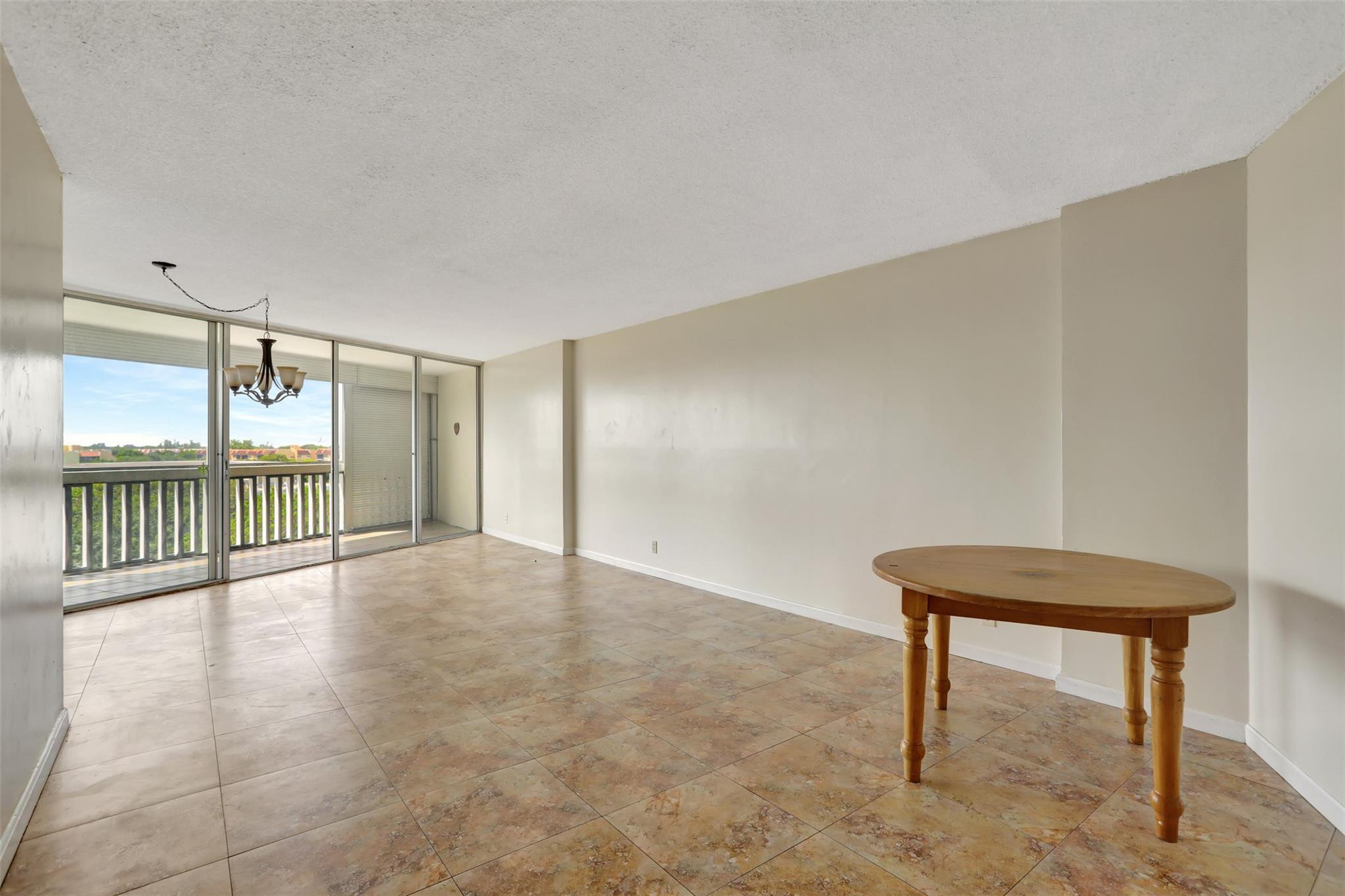 6921 Environ Boulevard 6o Property Photo 3