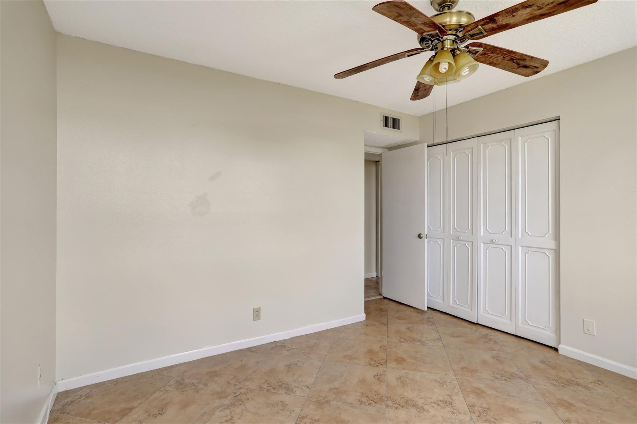 6921 Environ Boulevard 6o Property Photo 15
