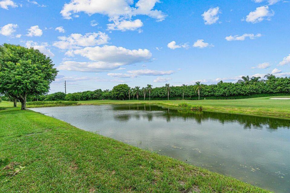 6446 Aspen Glen Circle Property Photo 2