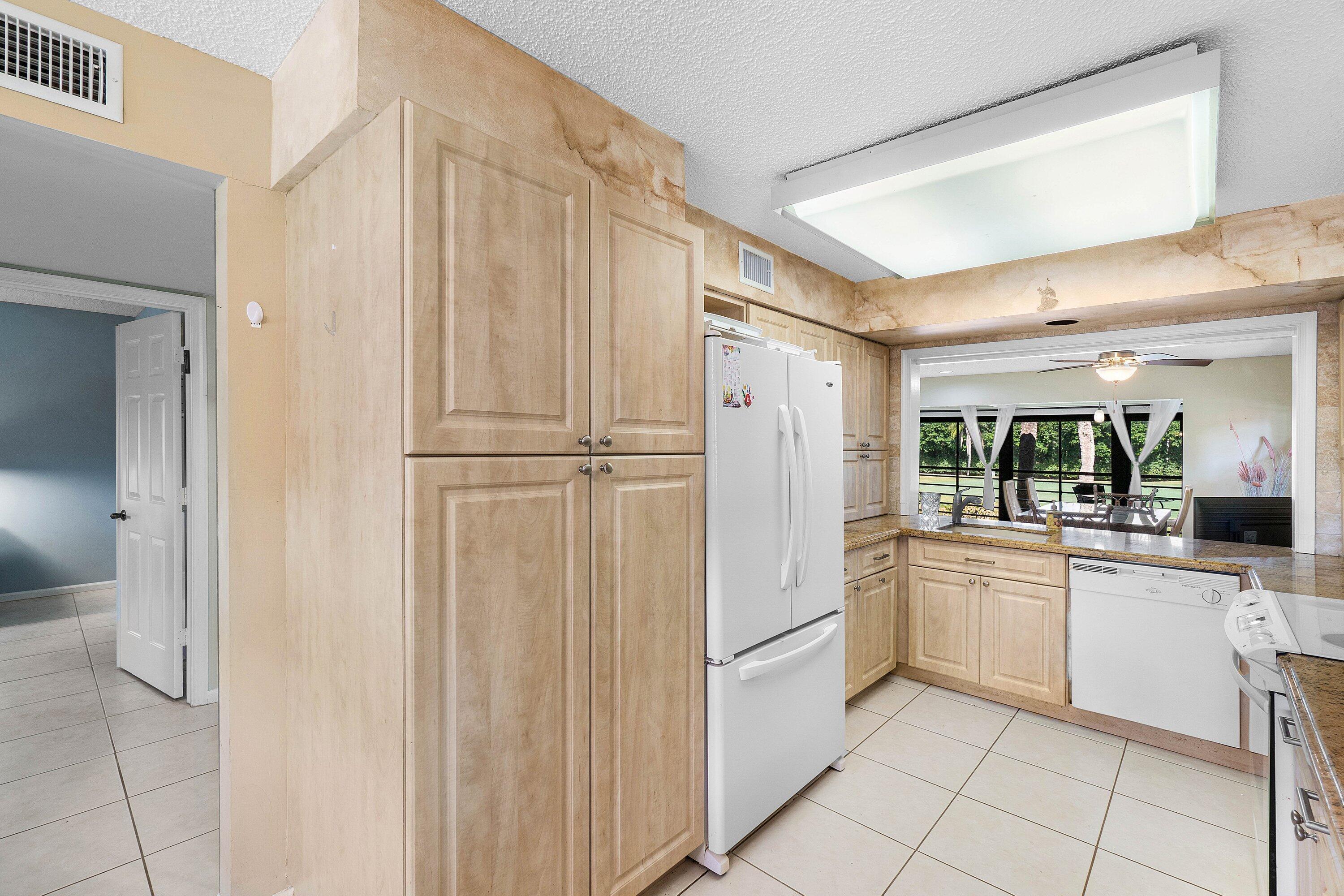 6446 Aspen Glen Circle Property Photo 17