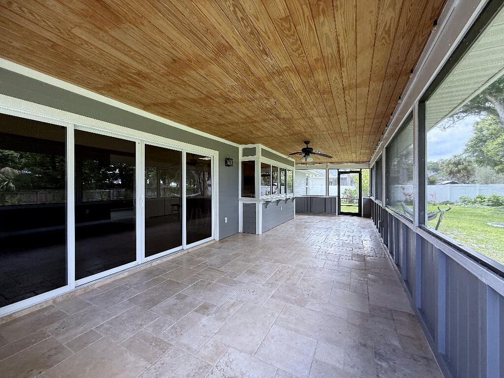 2402 River Hammock Lane Property Photo 10