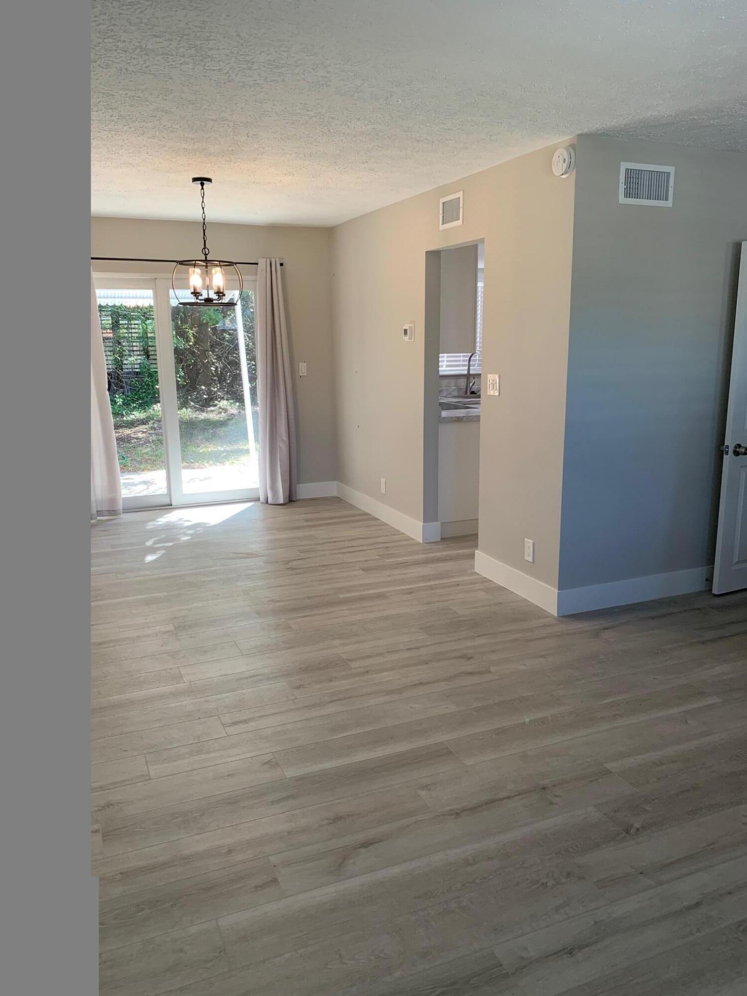 4220 Ne Indian River Dr. Drive #2 Property Photo 6