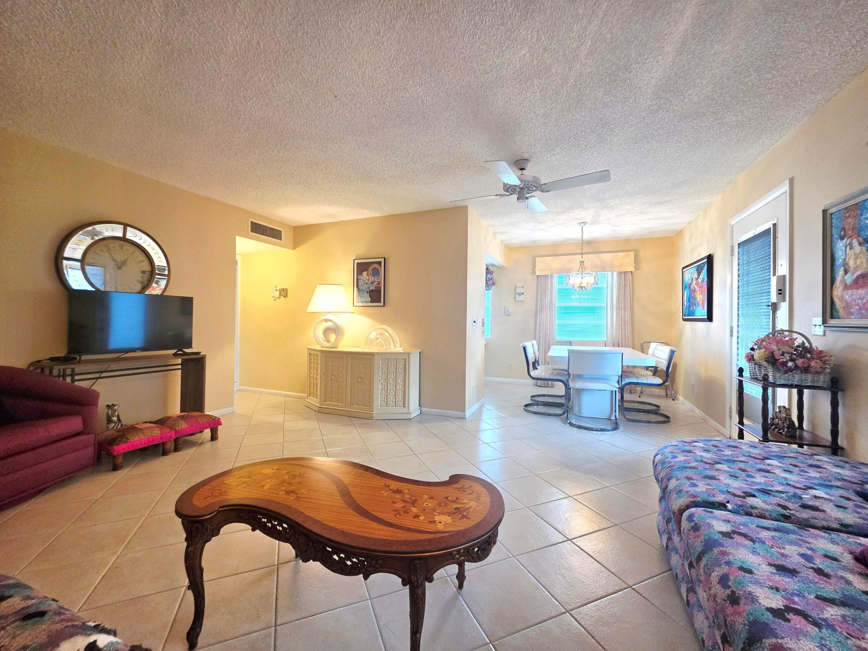 719 Flanders O Property Photo 4