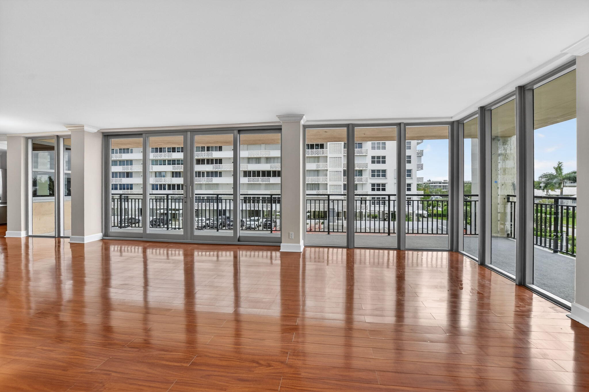 1180 S Ocean Boulevard 3f Property Photo 3