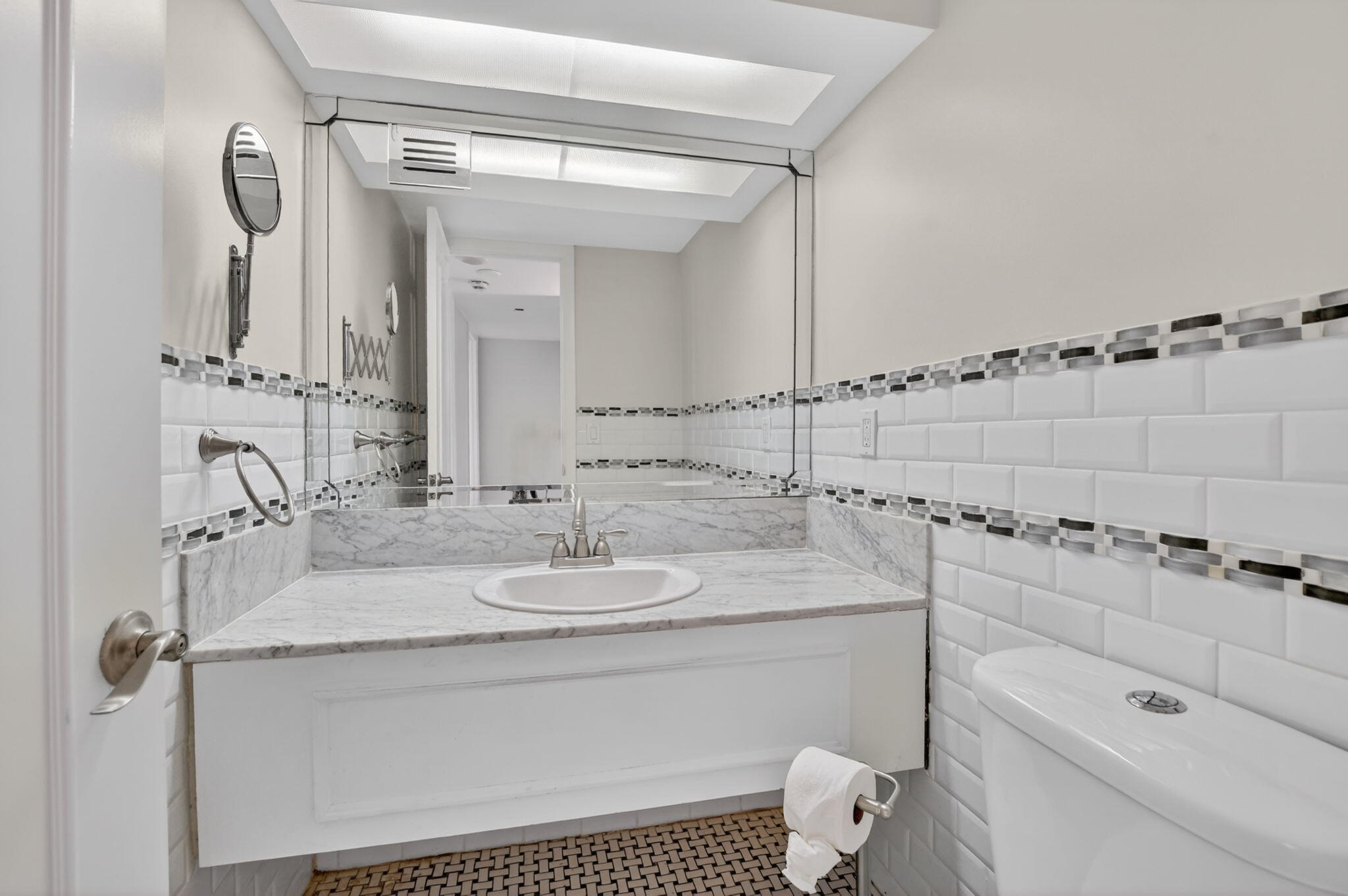 1180 S Ocean Boulevard 3f Property Photo 27