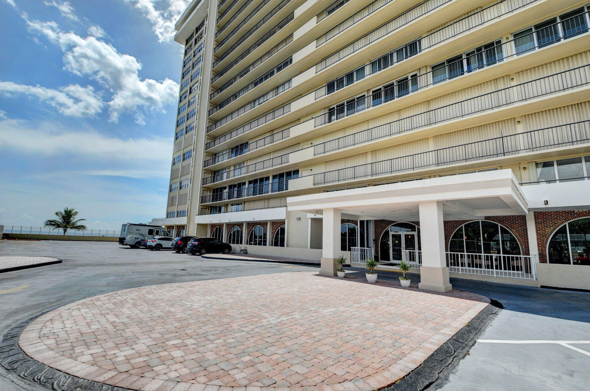 1180 S Ocean Boulevard 3f Property Photo 44