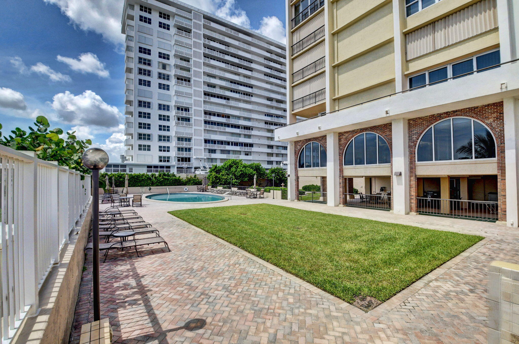 1180 S Ocean Boulevard 3f Property Photo 65