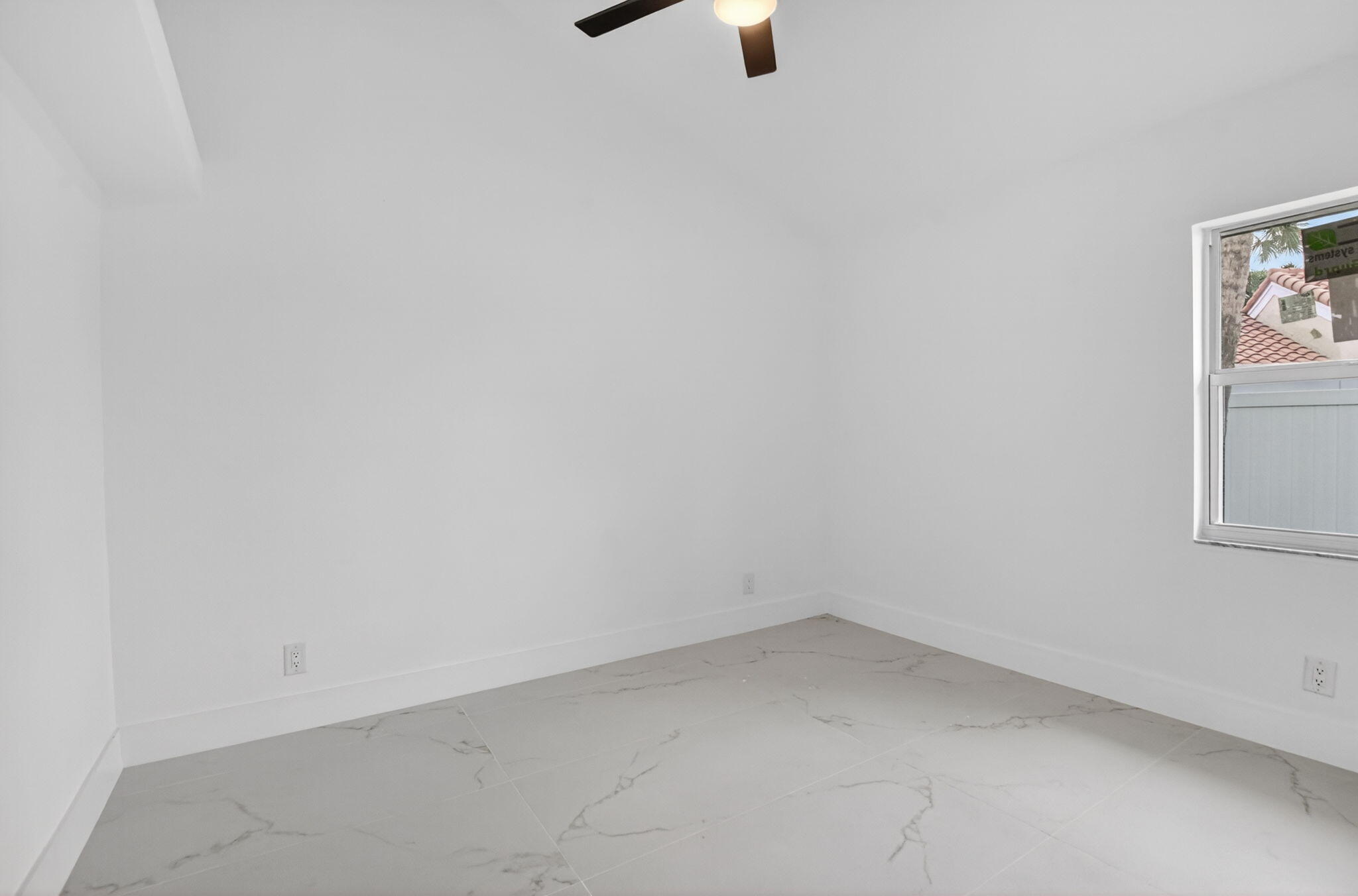 4701 Nw 1st Place Property Photo 38