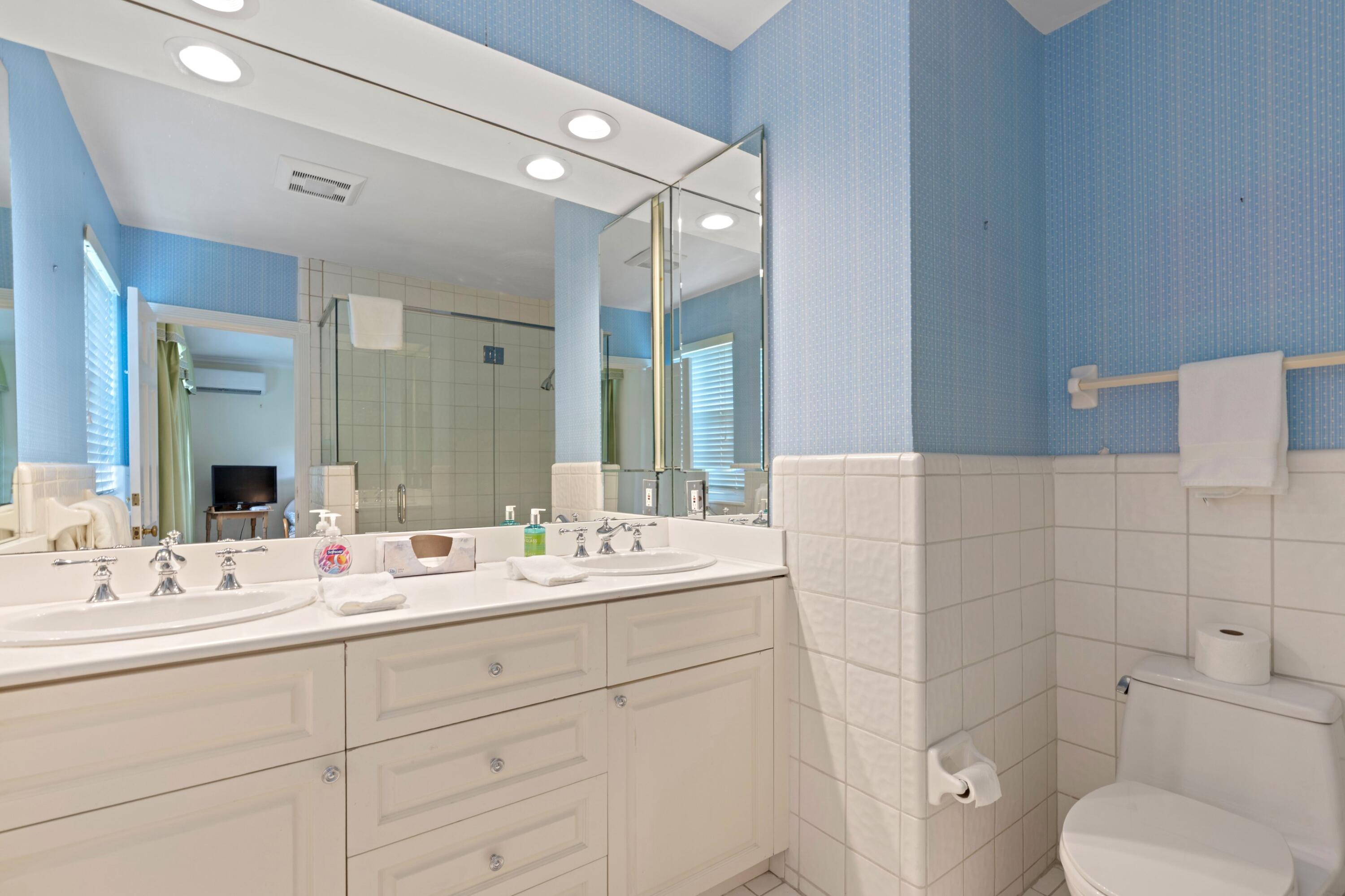 1554 N Ocean Way Property Photo 18