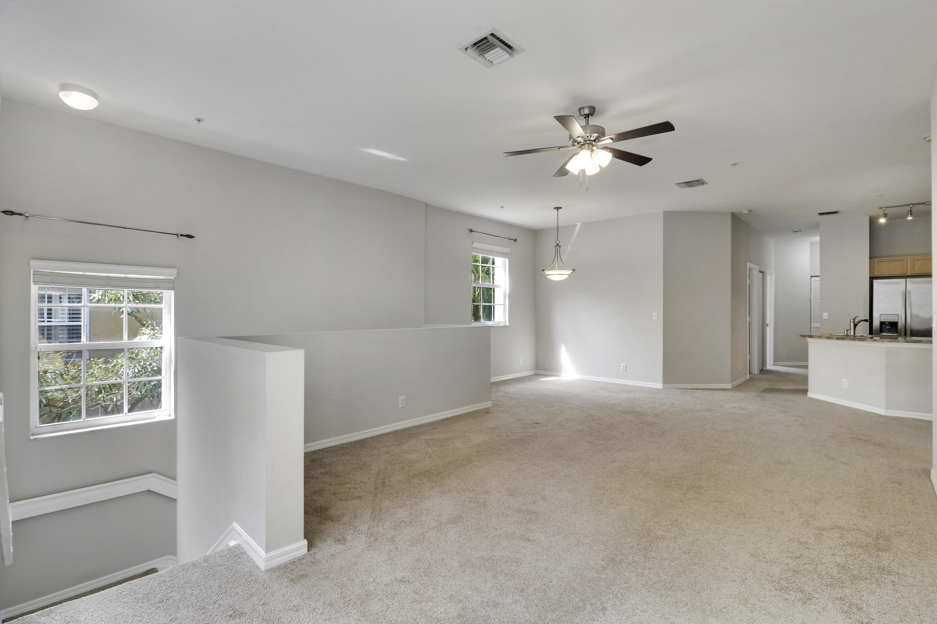 104 Lighthouse Circle H Property Photo 4