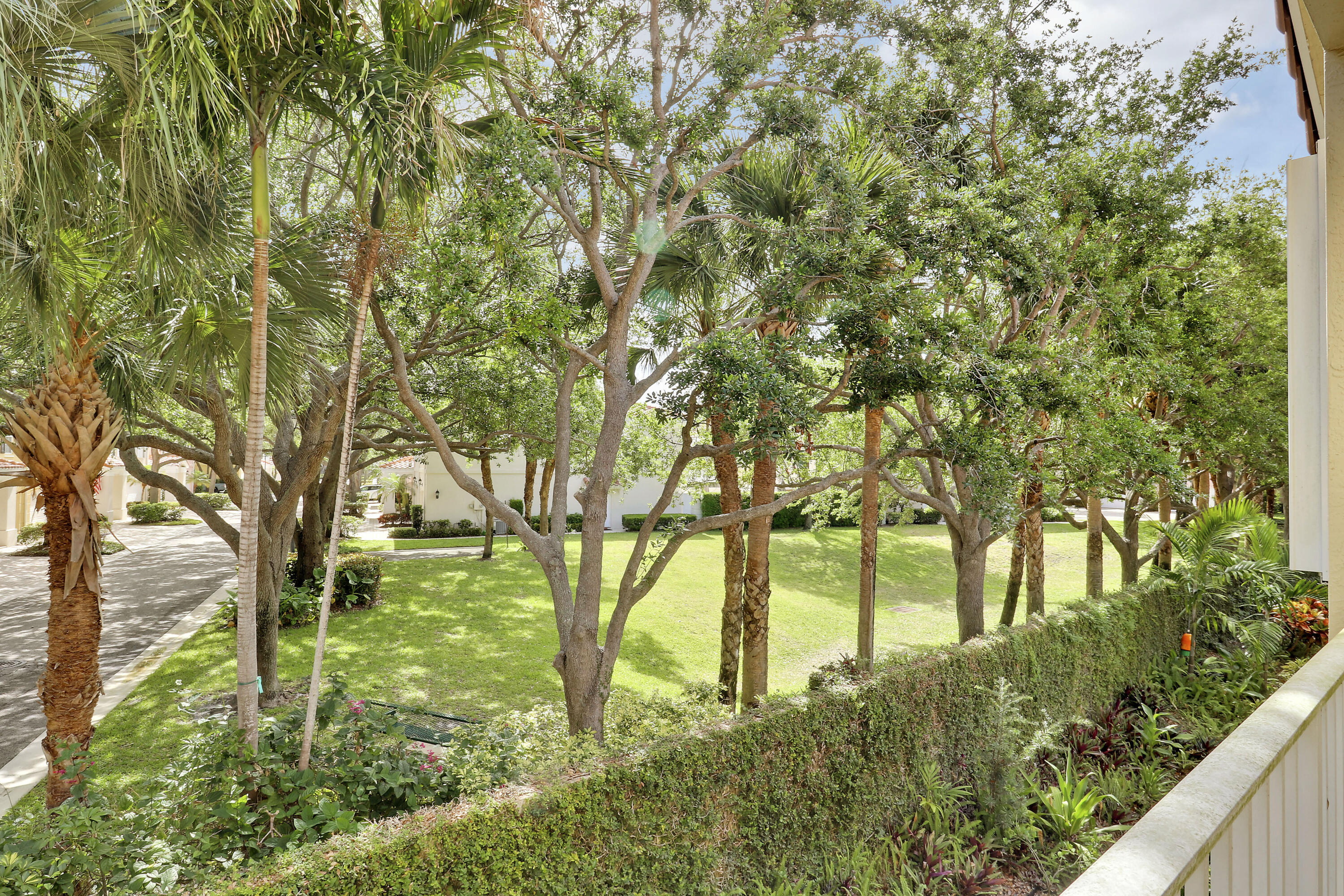 104 Lighthouse Circle H Property Photo 31