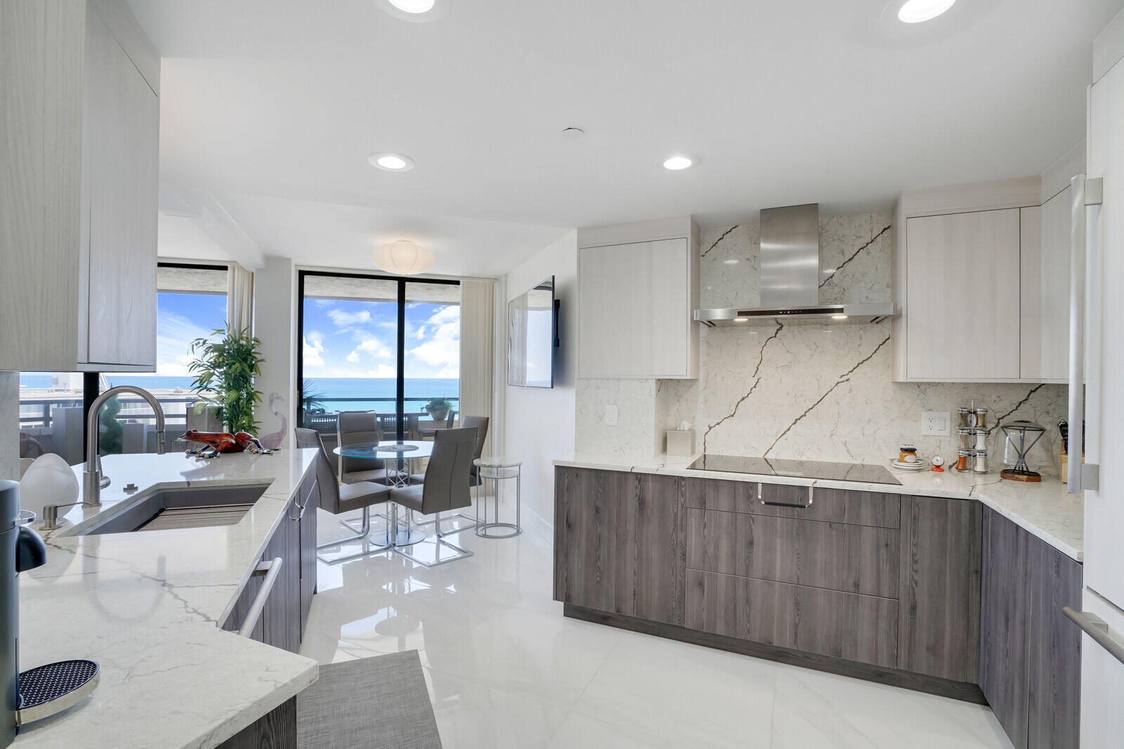 3560 S Ocean Boulevard Ph4 Property Photo 13