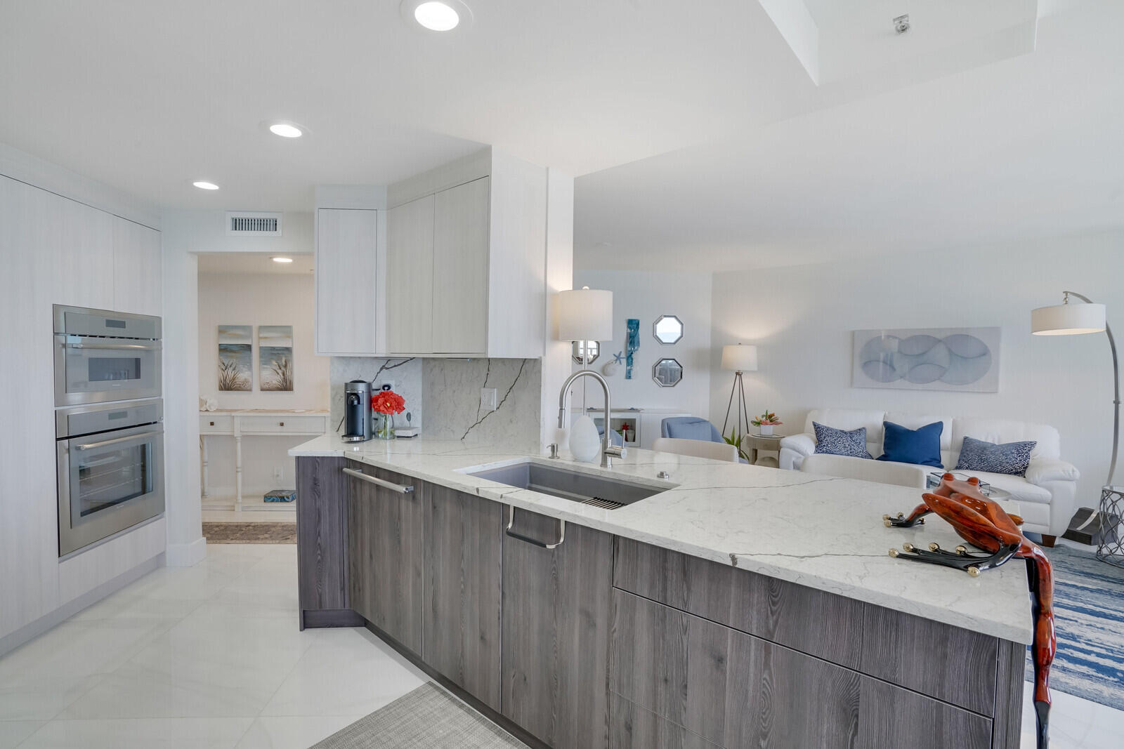 3560 S Ocean Boulevard Ph4 Property Photo 14