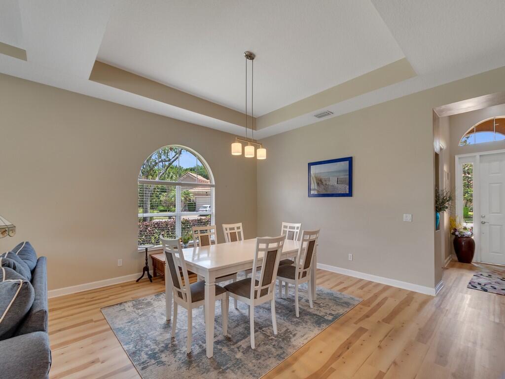 7327 Bob O Link Way Property Photo 10