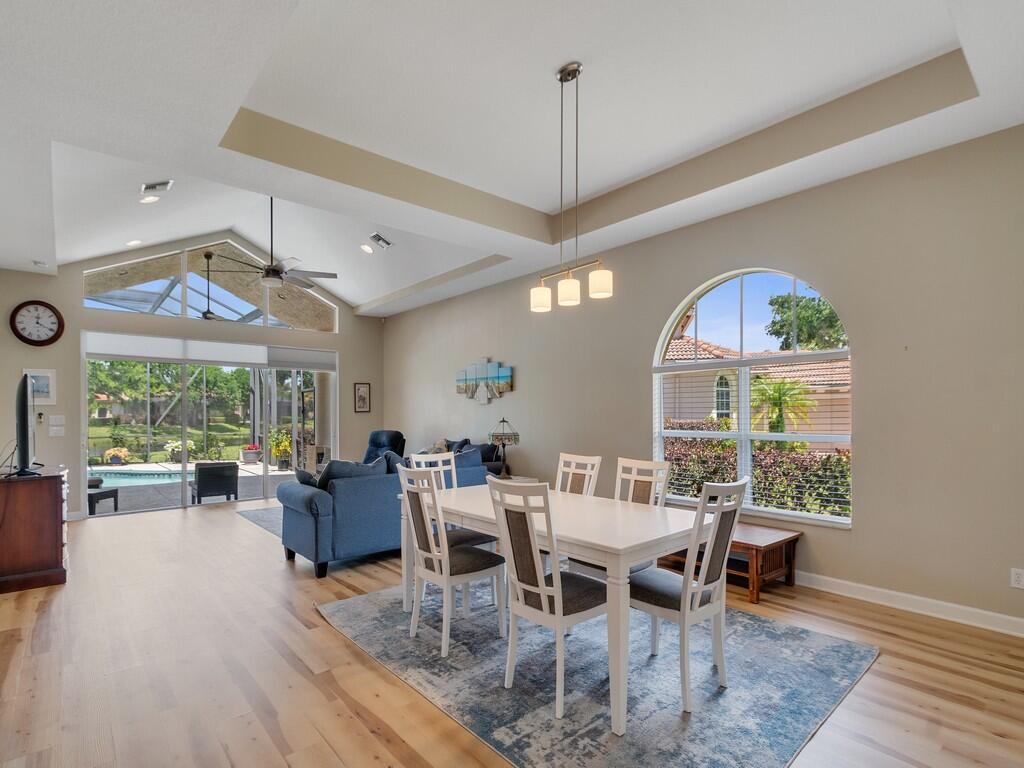 7327 Bob O Link Way Property Photo 11